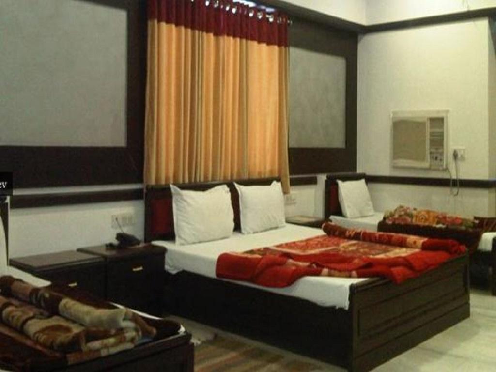 Hotel Ambaji International Ranpur Ngoại thất bức ảnh